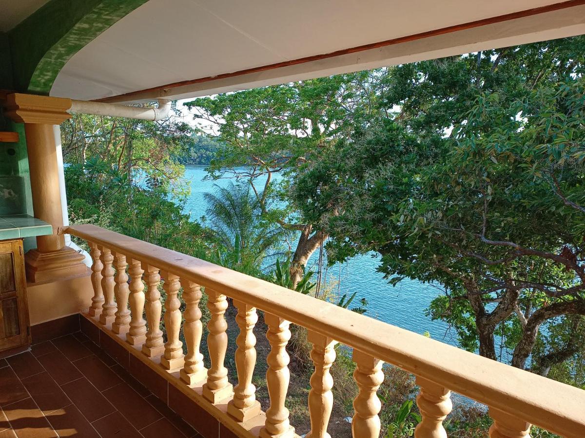 Gone Fishing Panama Resort ボカ・チカ エクステリア 写真