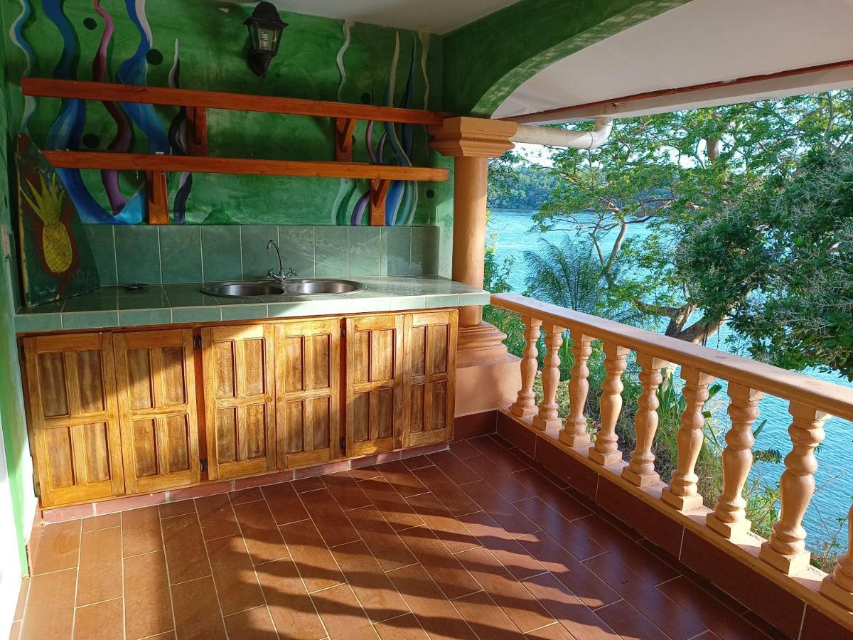 Gone Fishing Panama Resort ボカ・チカ エクステリア 写真