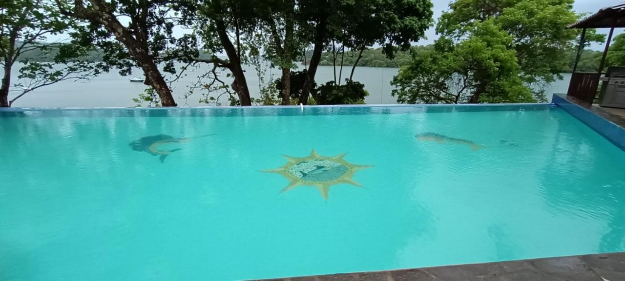 Gone Fishing Panama Resort ボカ・チカ エクステリア 写真