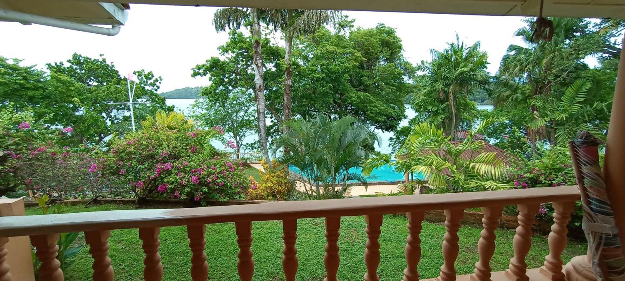 Gone Fishing Panama Resort ボカ・チカ エクステリア 写真